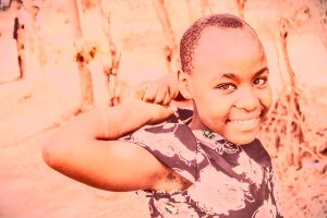 Stef Styles|Vintage|Cuba Street - ORA SD+ - A little girl. Tanzania