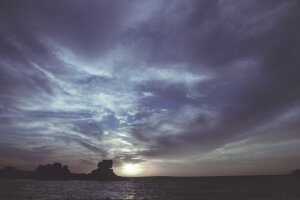 Dark Tones|60s mood - Sunset over lake Victoria. Kisumo / Tanzania