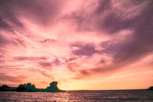 Stef Styles|Vintage|Cuba Street - Teal SD - Sunset over lake Victoria. Kisumo / Tanzania