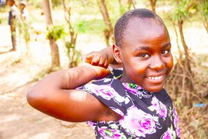 Stef Styles|The Traveller|Dreamy Bright - A little girl. Tanzania